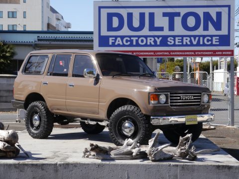 ランドクルーザー80 DULTON武蔵村山店 展示車両