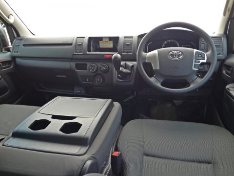 入庫速報 ハイエースバン Dx 5速マニュアル車 ハイエース専門店の車中泊できる街乗り仕様 Flexdream Blog 入庫速報 ハイエースバン Dx 5速マニュアル車 ハイエース専門店の車中泊できる街乗り仕様 Flexdream Blog
