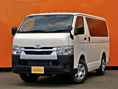 生産中止決定！これがラストの5速MT新車です！ | 新車ハイエースバン DX TRH200V 5MT