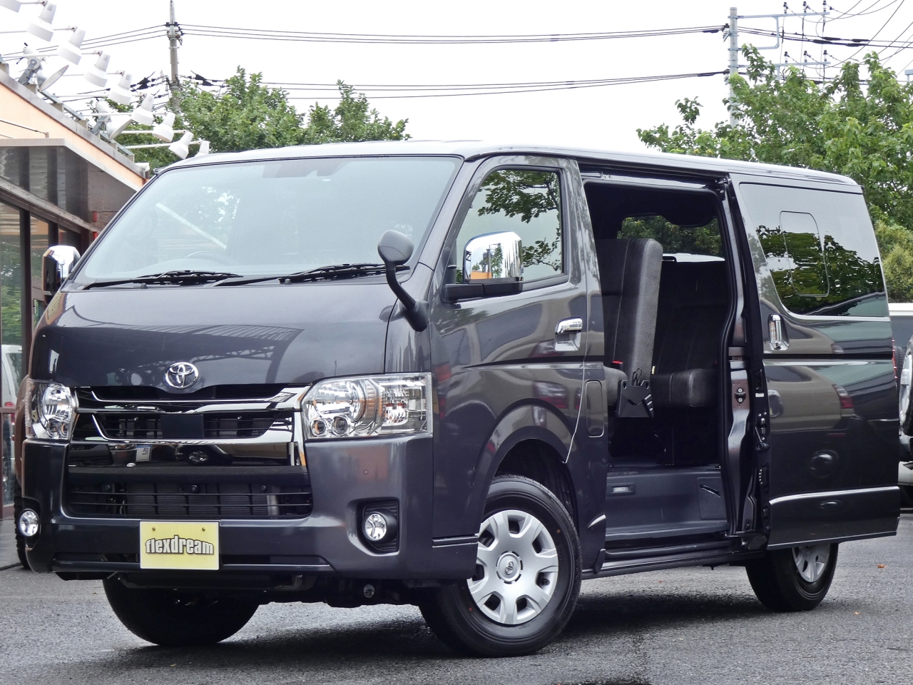 廃番色グレーメタリック ハイエースバン 4ナンバー8人乗りfd Box5 ハイエース専門店の車中泊できる街乗り仕様 Flexdream Blog 廃番色グレーメタリック ハイエースバン 4ナンバー8人乗りfd Box5 ハイエース専門店の車中泊できる街乗り仕様 Flexdream Blog
