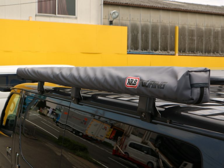 ARB vs. RHINORACK！ 200系ハイエースに取り付け可能なルーフラックをご紹介！｜ハイエース好きなんだもん ハイエース専門