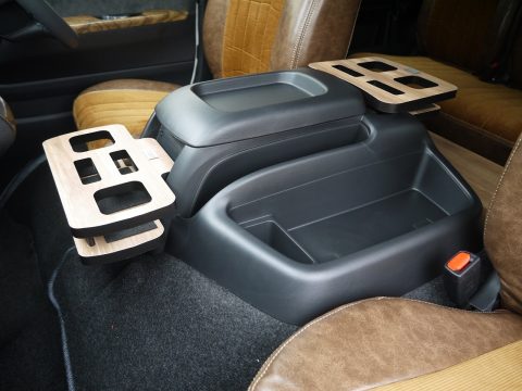 ハイエースワゴン ベッドキット 内観5 ハイエースワゴン ベッドキット 内観5