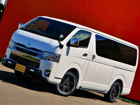 新車ハイエースバン S-GL ディーゼル4ＷＤ