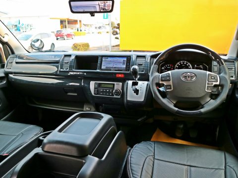 運的席周りもカスタム施工済み 運的席周りもカスタム施工済み
