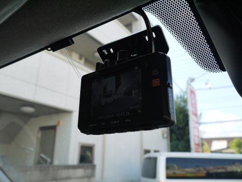 ドライブレコーダー ドライブレコーダー