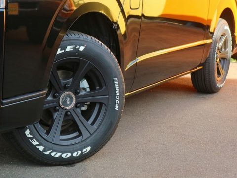 ロデオドライブ：SECHSONE x Goodyear：ナスカー