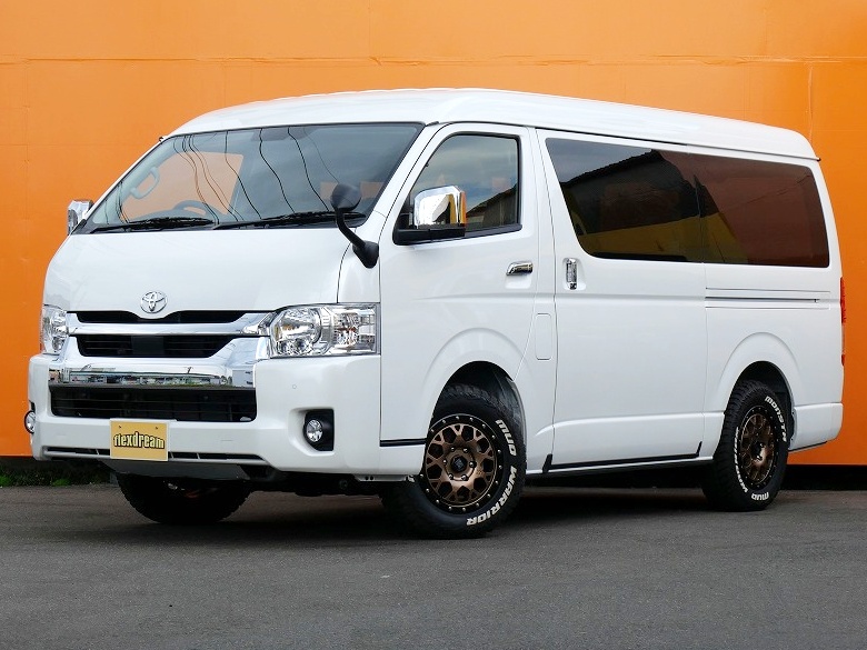 新車外し トヨタ ハイエース ワゴン コミューター 200 純正 右 サード シート 3列目 (m034789) 新車外し トヨタ ハイエース ワゴン コミューター 200 純正 右 サード