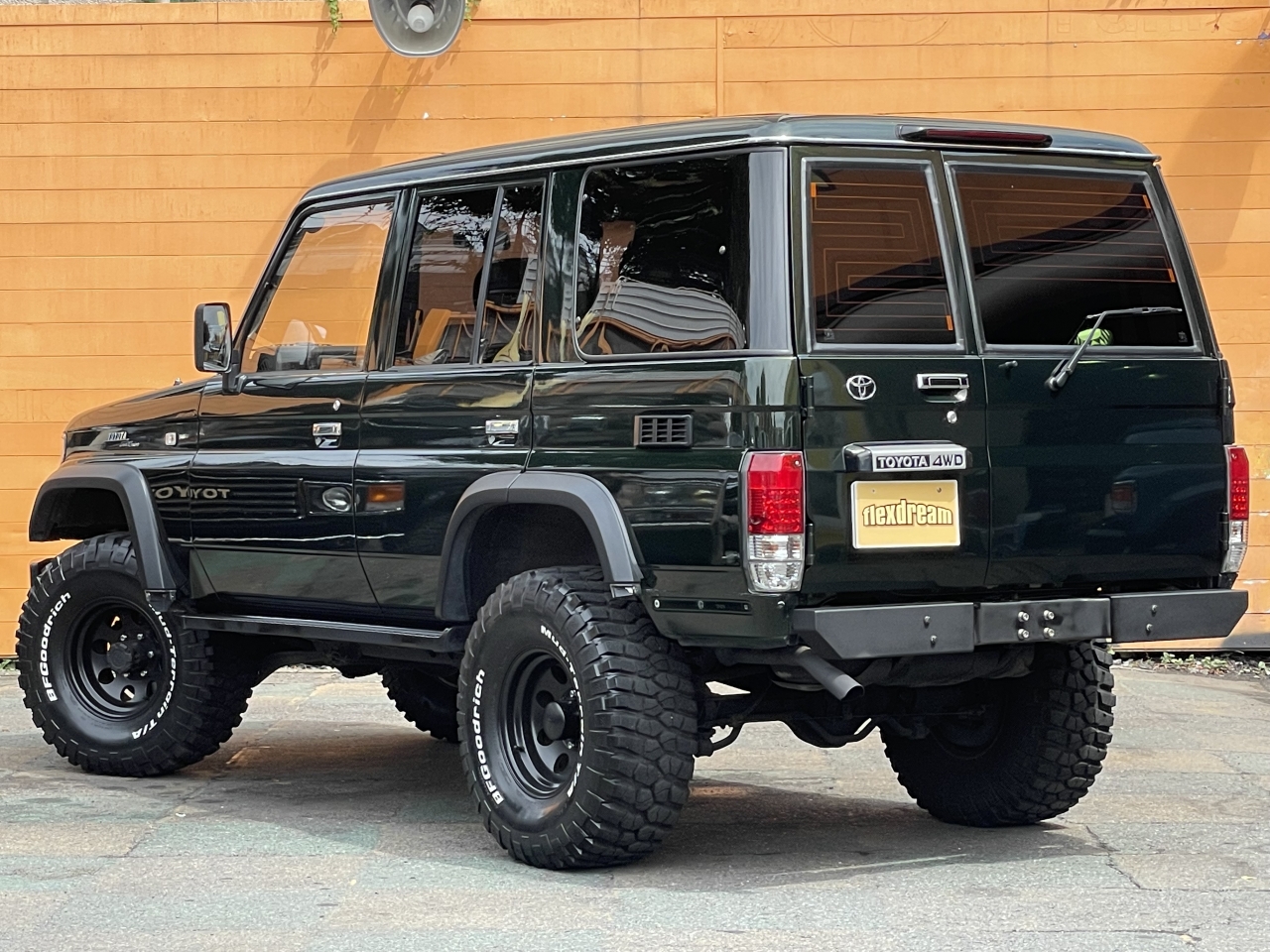 トヨタ ランドクルーザープラド78 ランクルプラド78 シートカバー KZJ71 78G W 8人乗 黒レザー調 1列目　2列目　3列目　セット トヨタ ランドクルーザープラド 3.0 SXワイド リミテッド ディーゼル