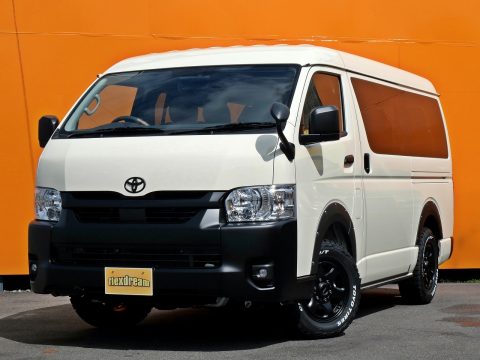 新車の入庫が遅れがちな今！！4WDワゴンGLが入庫しました！！人気のライトイエローワイルド仕様♪