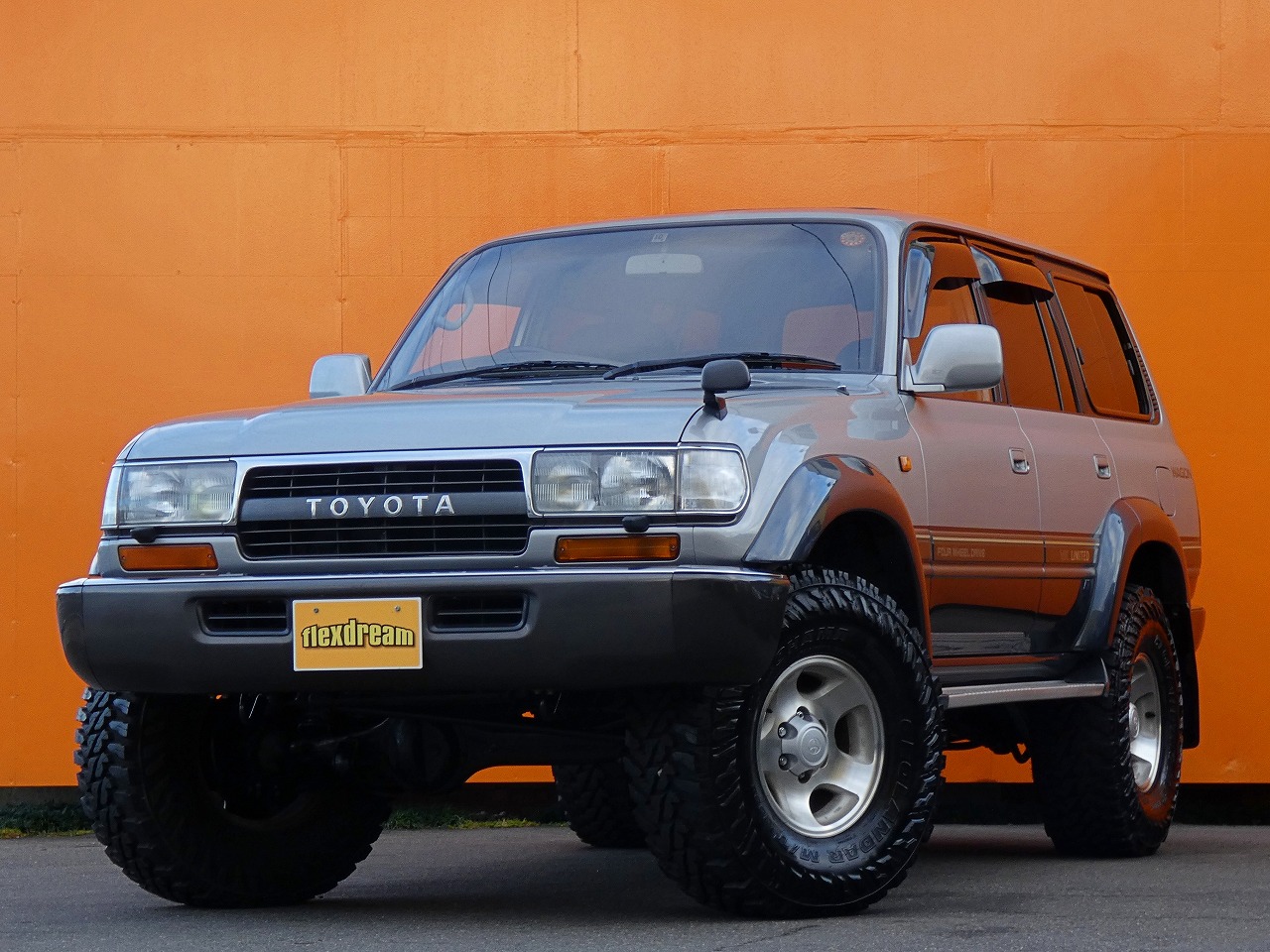 トヨタ純正 FZJ80 80 ランクル ランドクルーザー フェンダー トリム モール 即納 レッド ランクル80 トヨタ純正 フロントバンパー ☆ トヨタ 純正 新品