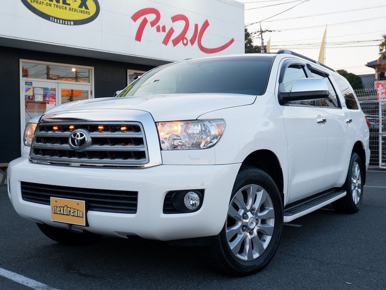 トヨタ　セコイア入庫しました！！H24年式　TOYOTA SEQUOIA LIMITED