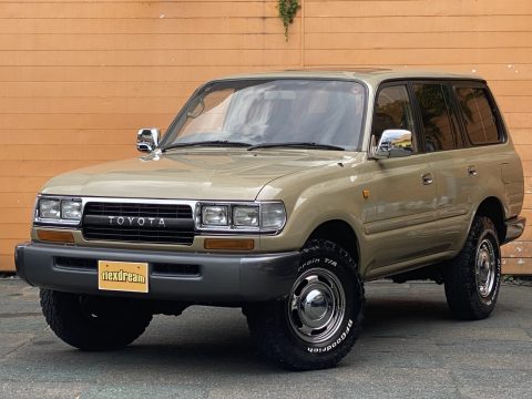 ベージュ×ナローボディのランクル８０入庫！～ランドクルーザー８０ＶＸ Ｌｔｄのご案内～