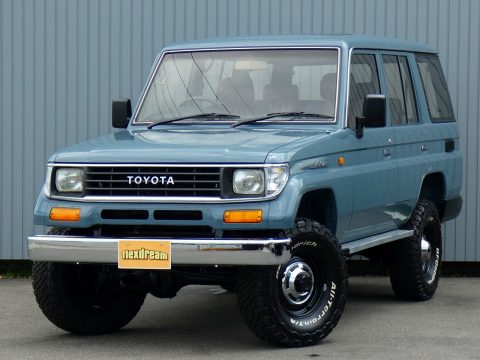 クラシックな魅力がたっぷり詰まった、 ランドクルーザー78プラドのカスタムコンプリートです！！