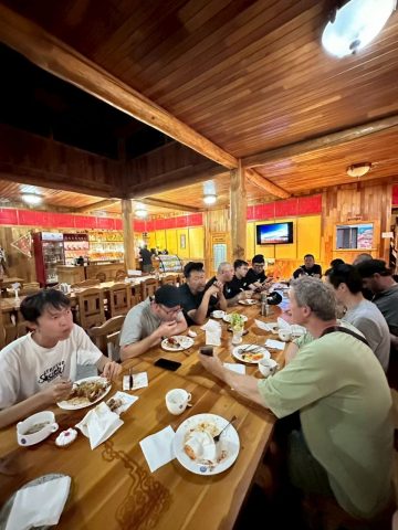 ARB モンゴル 夕食 仲間 旅の終わり