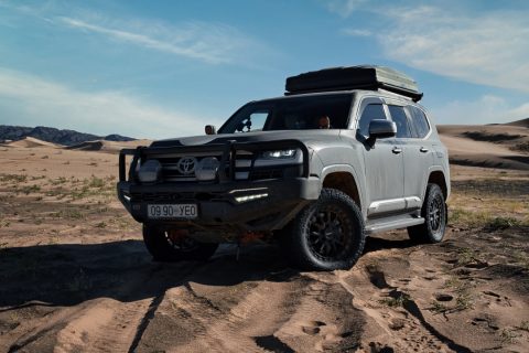 ランドクルーザー300 ARB モンゴル 砂丘 オフロード