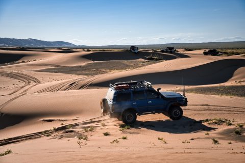ランドクルーザー80 ARB モンゴル 砂丘 オフロード