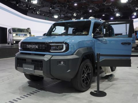 トヨタ ランドクルーザーFJ フロント